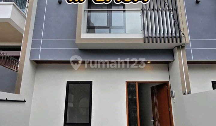 Wilson Rumah Baru Hadap Timur, Kt 3+1 di Meruya