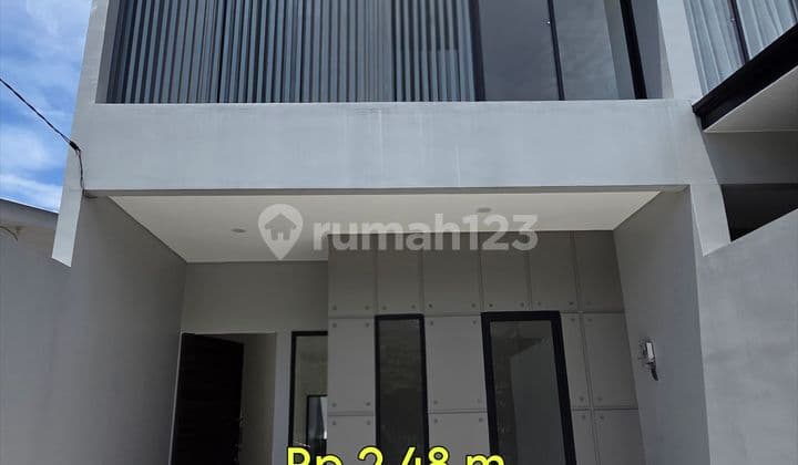 Wilson Rumah Baru 4kt Di Meruya Dekat Puri Indah