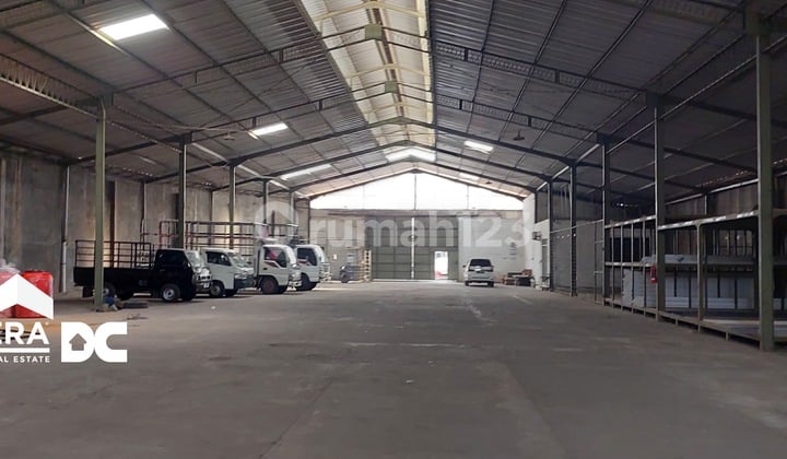 Good Warehouse, Strategic Location, Alongside Semarang Purwodadi Road.