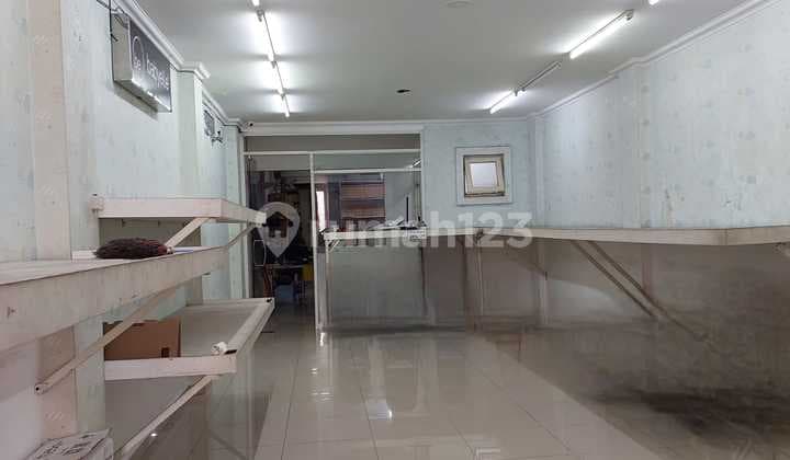 Ruko Bagus 3 Lantai Strategis Ada Lift Sewa Gajah Semarang Timur