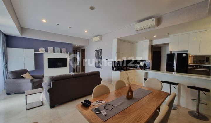 Luxury Fully Furnished Middle Floor Unit with City View Apt 1 Park Avenue