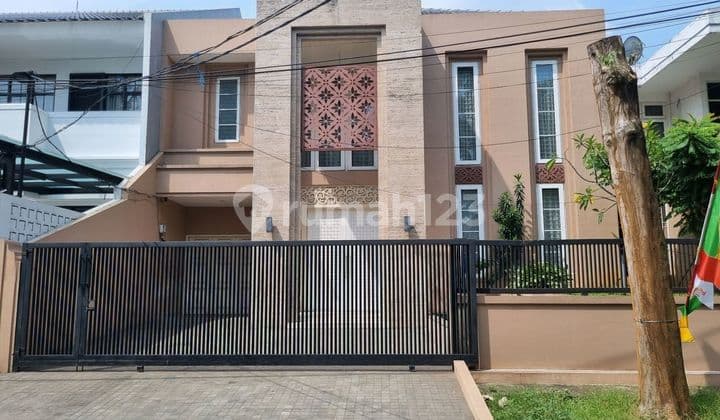 Rumah 2 Lantai Terawat Siap Huni Lantai Marmer Pondok Indah