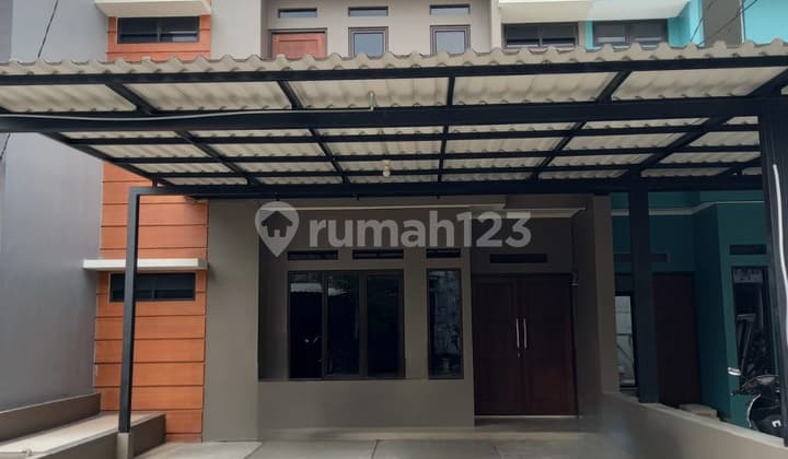 Rumah Bagus Siap Huni Lingkungan Nyaman Town House Bintaro