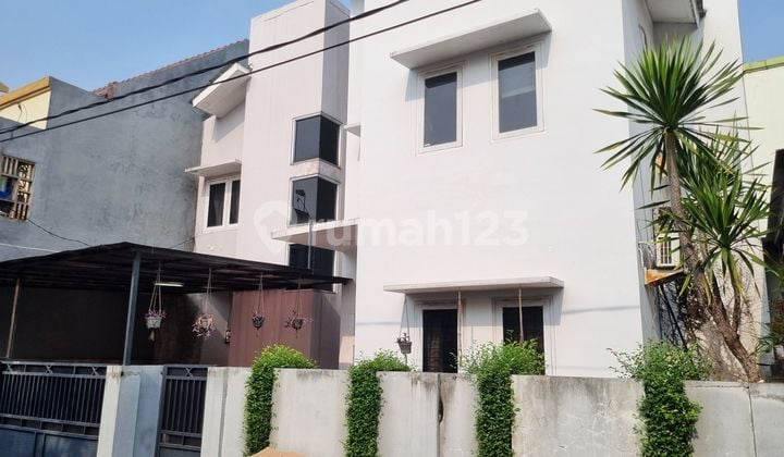 Rumah Terawat Siap Huni Lingkungan Asri Townhouse Kp Utan Ciputat