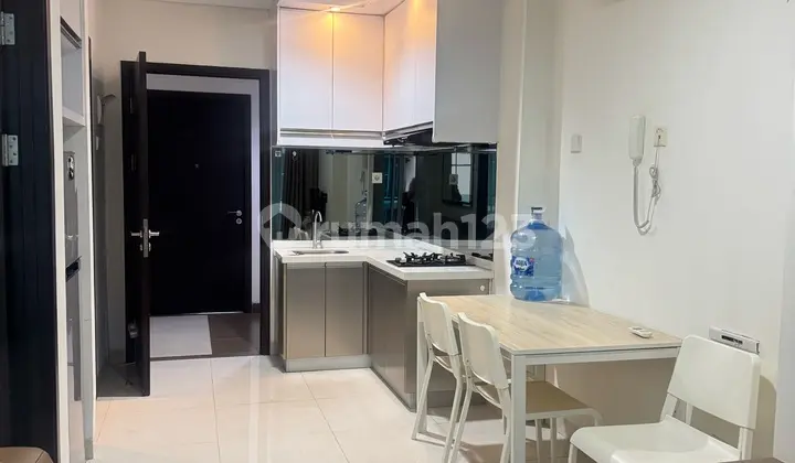 For Rent: 1 Bedroom Apartment in Brooklyn, Pool View at Alam Sutera