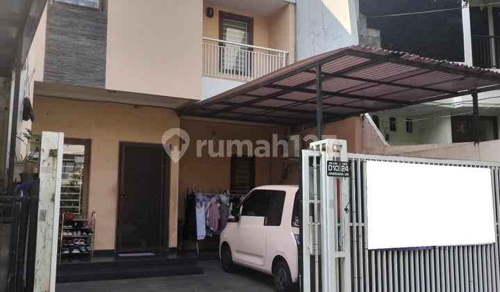Rumah LT 90 di Kedoya Jakarta Barat