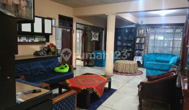Harga Nego Rumah Pinggir Jalan di Buah Batu Dkt Turangga SHM