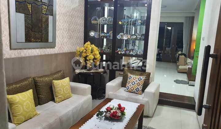 Rumah Bagus Siap Huni di Cluster Eksklusif Suryalaya Buah Batu