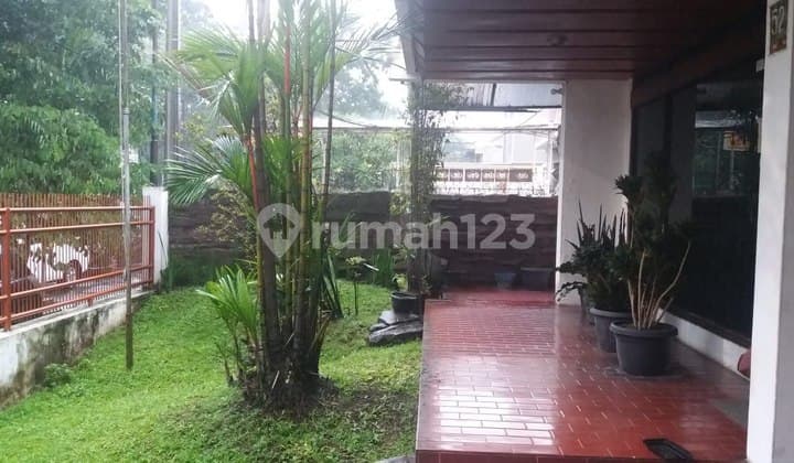 Rumah Luas 2 Lantai di Pinggir Jalan Dekat Burangrang Buah Batu