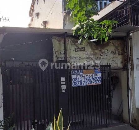 Ramah 1,5 Lantai Jl. Pangeran Jayakarta Dekat Area Perkantoran