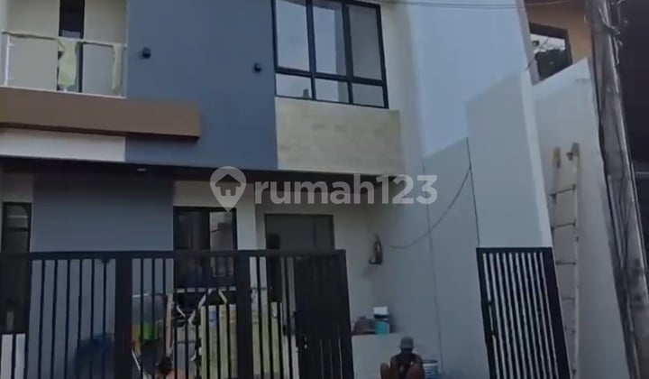 Rumah Baru Taman Villa Meruya, Meruya Selatan Jakarta Barat