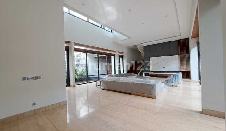 New Beautiful Luxurious Comfortable Ready-to-Live Home in BSD City