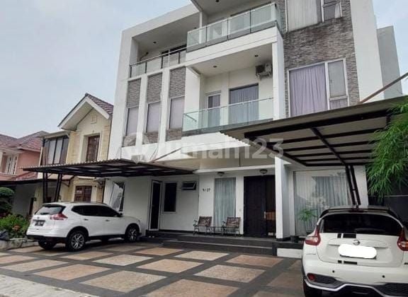 Dijual rumah bagus siap huni di sutera intan alam sutera