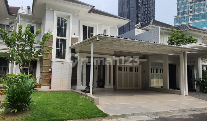 Dijual Cepat Rumah Mewah Siap Huni di Alam Sutera, Tangerang