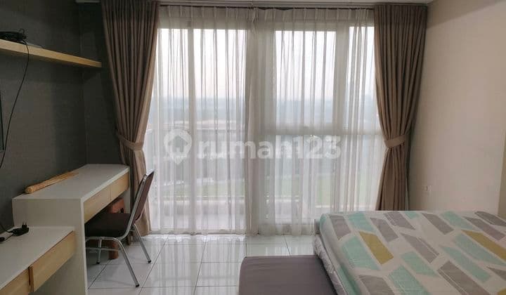 Translation: For Rent: Casa De Parco BSD Apartment Cozy Studio Furnished Luxury