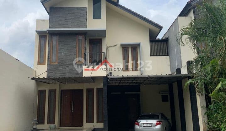 Rumah Bagus Siap Huni Dalam Townhouse Ada Pool Area Kebayoran Baru