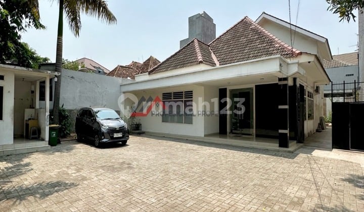 Old House Commercial Zone Ring One Attractive Price Tanah Abang