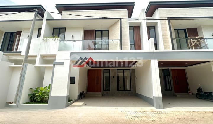 Rumah Bagus Dekat Ke Pintu Tol Brigif Stok Terbatas