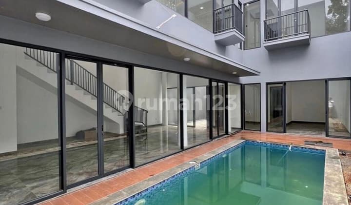 Brand New Modern House Di Cilandak Siap Huni