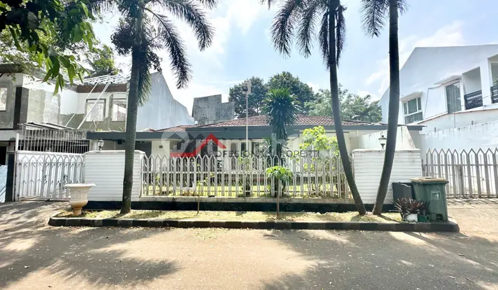 Rumah Lama Hitung Tanah Dalam Komplek Area Kuningan Jakarta Selatan