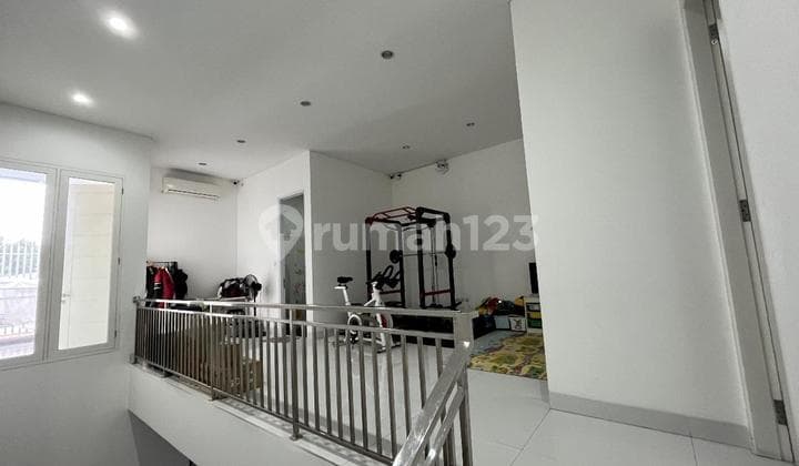 Rumah 2 Lantai Semi Furnish Di Jatibening Bekasi