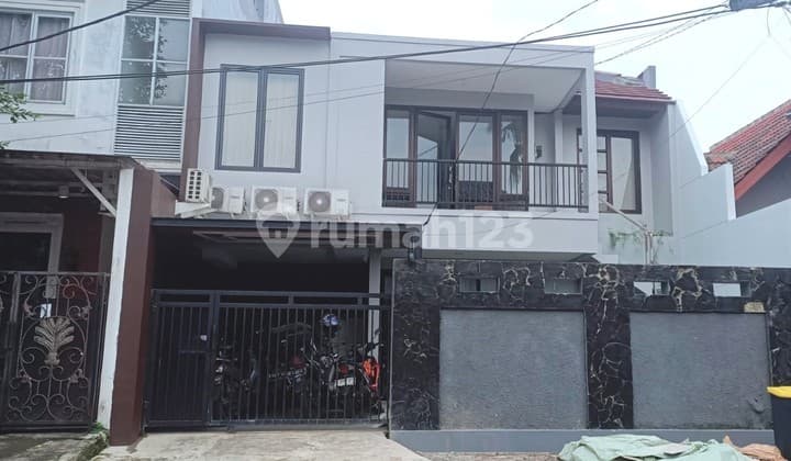 Rumah cantik siap huni di bintaro