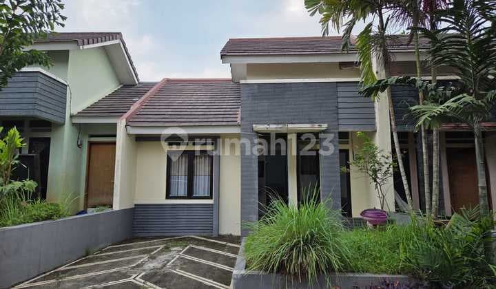 Rumah mungil siap huni di Sawangan Depok
