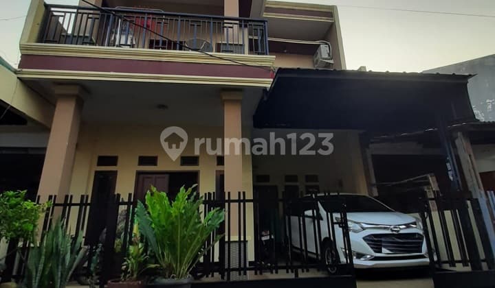 2-Story House, Strategic Location in Komp. Kompas, Ciputat
