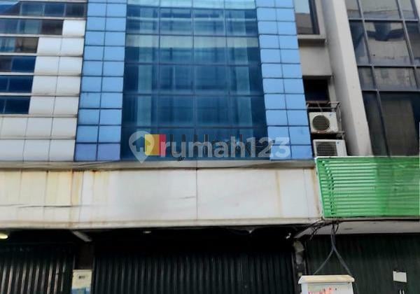 Ruko Disewakan Lantai 1 di Boulevard Barat Kelapa Gading Jakarta Utara