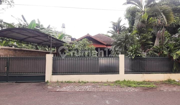 Rumah Bagus Luas Diarea Komp Perdagangan, Dekat Gatte Veteran