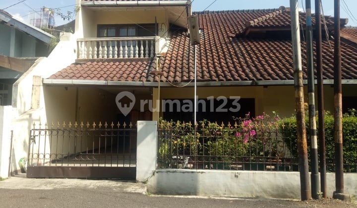 Rumah Bagus Area Buah Batu Dekat Pusat Pariwisata & Pusat Kuliner