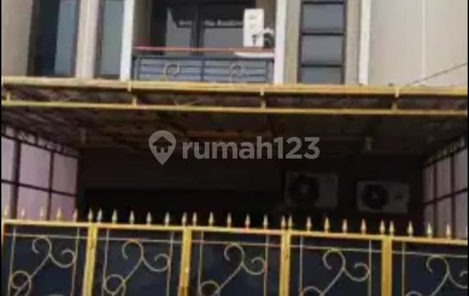 Rumah Minimalis 2 Lantai, Dalam Cluster di Gunung Sindur