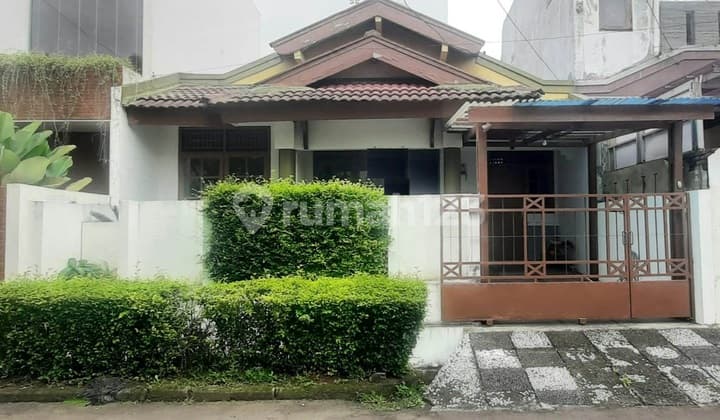 Rumah Standar Area Premium Jl Kasuari Bintaro Jaya Sektor 9