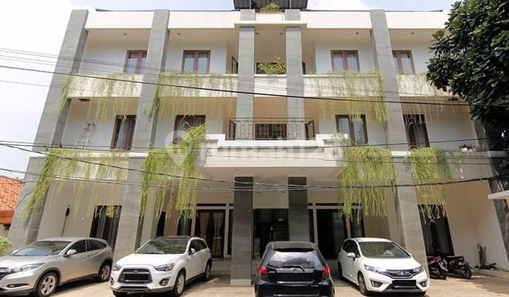 Rumah Kost 3.5Lantai Furnished Diarea Jl Penjernihan naer Ben-Hil