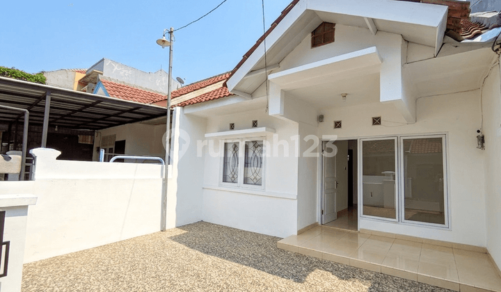 Rumah 1,5Lantai Diarea Komp Villa Inti Persada Pamulang