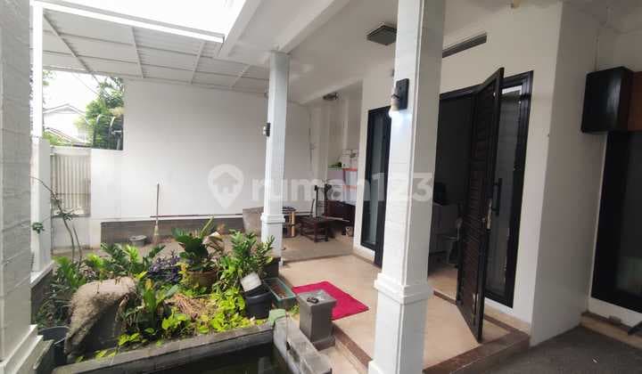 Rumah Bagus Area Jl Pisok Bintaro Jaya Sektor 5, Depan Kampus Stan