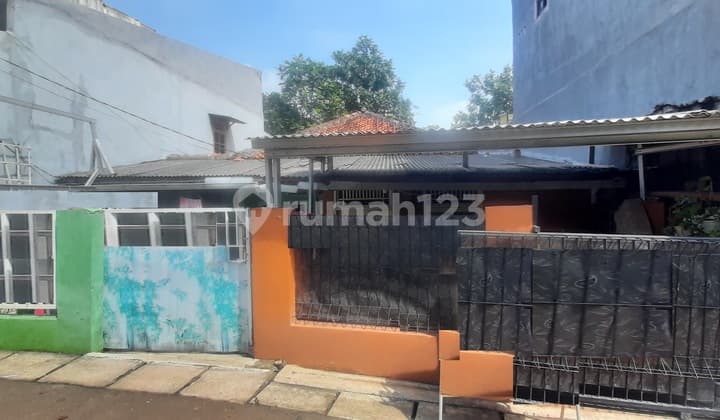 Rumah Lama Itung Tanah Aja Jl Cendrawasih,Dekat Stasiun&Akses Tol