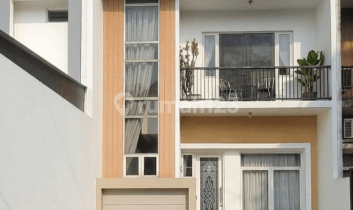 Rumah 2Lantai, Bebas Banjir, Lokasi Strategis Dekat St. Pondok Ranji