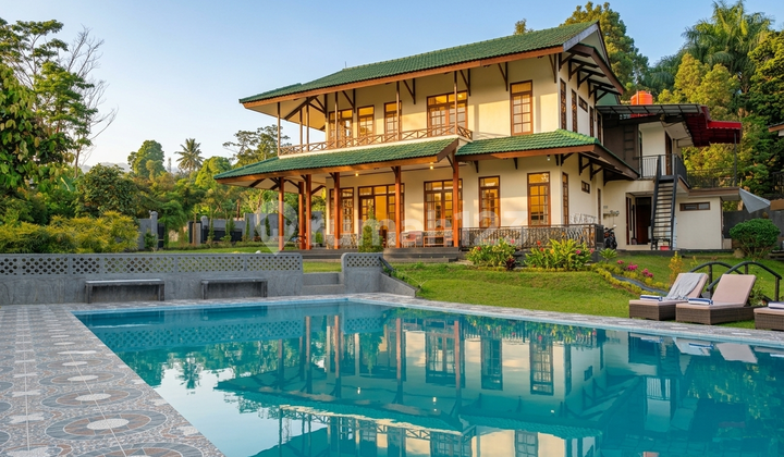 Beautiful, Comfortable, and Serene Villa in Bogor