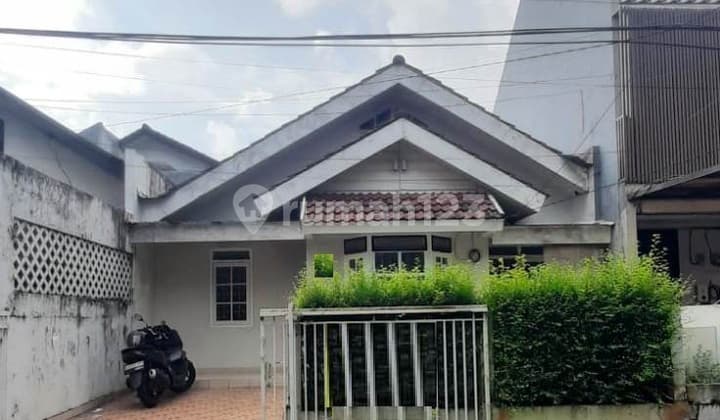 Rumah Rapi 1Lantai LT 120M Area Pusat Bisnis Bintaro Sektor 5