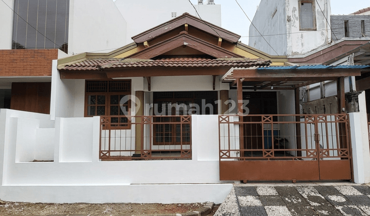 Standard 1-Storey House, Located in the Premium Area of Bintaro Jaya Sector 9