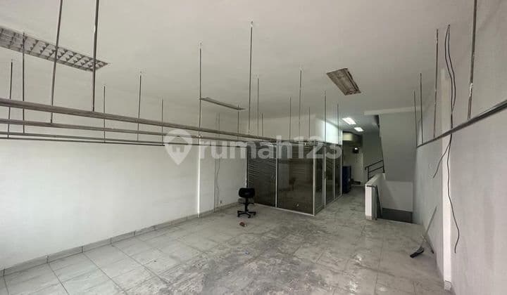 Ruko Plaza 5 Pondok Indah Former Laundry Including Washing Machine