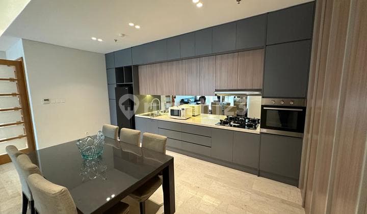 Apartemen 3 Kamar Tidur Furnished Renovasi