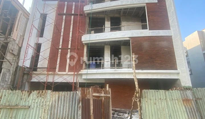 Dijual Rumah Kost Citraland Waterfront fully furnished Dijual Rumah Kost Citraland Waterfront fully furnished