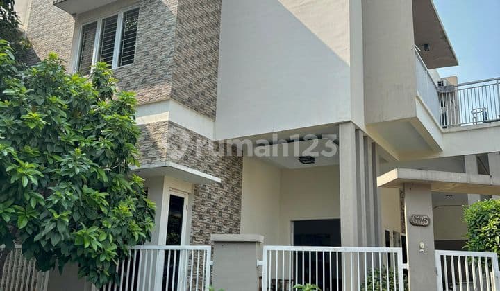 Dijual Vila Bintaro Regensy