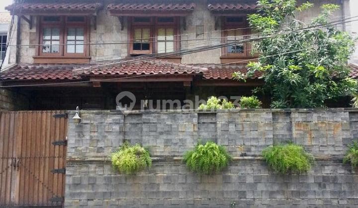 Dijual Rumah Mewah Klasiksi Jl. Anggrek Neli Murni/Slipi Jak-Bar