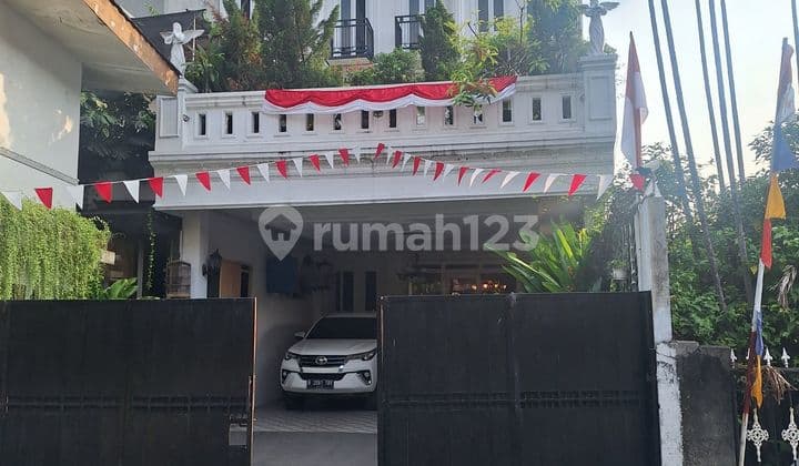 Ruko Gandeng 4,5 Lantai SHM, di Duren Tiga - Jakarta Selatan