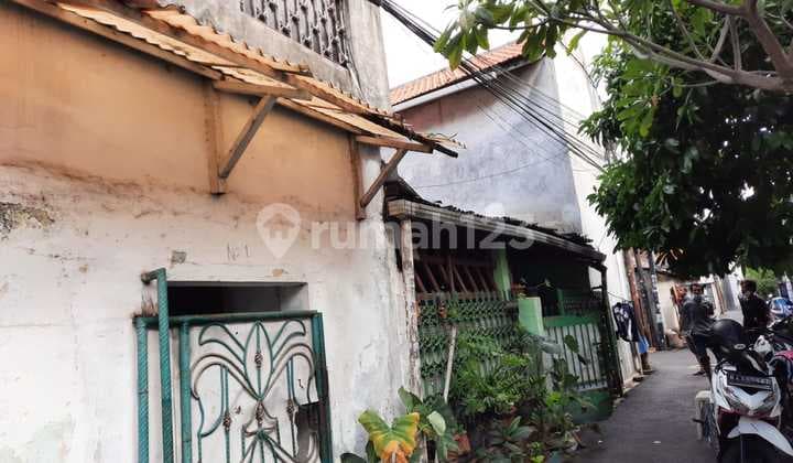 Beli Tanah SHM Bonus Rumah, di Tebet - Jakarta Selatan