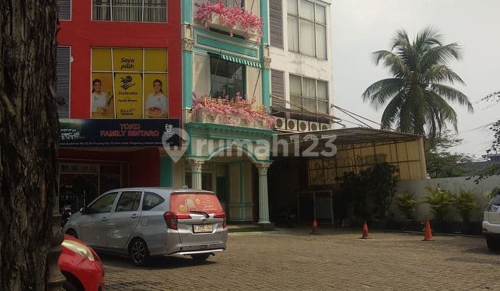 4-Storey Shophouse with SHM, Near Toll Access, Located in Bintaro - South Tangerang