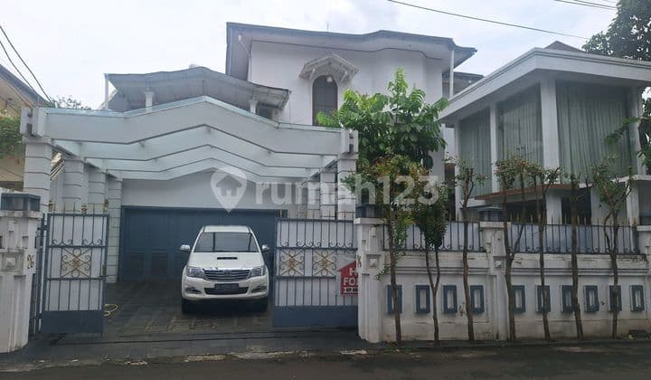 Rumah Mewah, Dekat Perkantoran &Akses Tol, di Cilandak Jak Sel